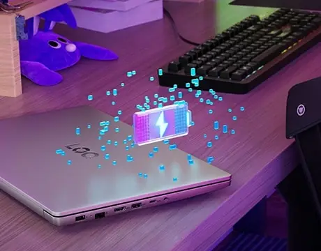 Notebook Gamer LOQe Gen 10 Ryzen 7 Lenovo 83S00001CL Comparativa visual del flujo de aire, explicando cómo el diseño térmico expulsa el calor de manera eficiente hacia atrás.
